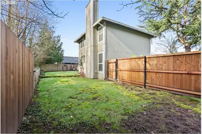 10010 SE Taggart St, Portland, OR 97266 - Photo 36