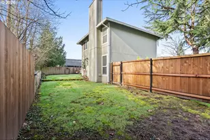 10010 SE Taggart St, Portland, OR 97266 - Photo 36
