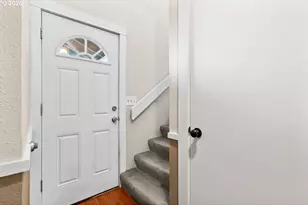 10010 SE Taggart St, Portland, OR 97266 - Photo 4