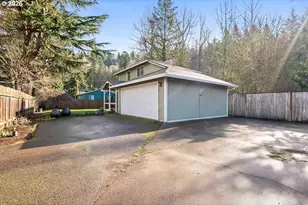 10010 SE Taggart St, Portland, OR 97266 - Photo 6