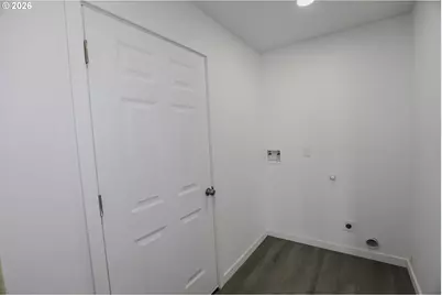 76 SE Darrell Ave, Winston, OR 97496 - Photo 28