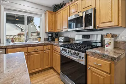 11721 Salmonberry Dr, Oregon City, OR 97045 - Photo 16