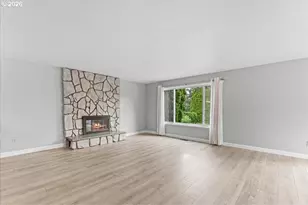 11870 SE Australis Ct, Happy Valley, OR 97086 - Photo 10