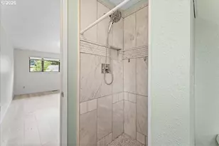 11870 SE Australis Ct, Happy Valley, OR 97086 - Photo 14