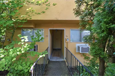 839 SW Broadway Dr #74, Portland, OR 97201 - Photo 4