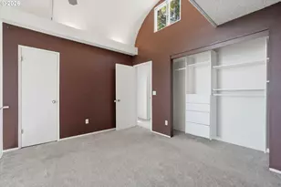 839 SW Broadway Dr, Portland, OR 97201 - Photo 16