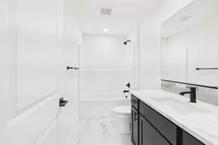 2018 NW 17th Pl, Battle Ground, WA 98604 - Photo 32