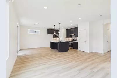 2018 NW 17th Pl, Battle Ground, WA 98604 - Photo 6