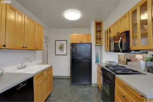 4297 NE Laurelhurst Pl, Portland, OR 97213 - Photo 14
