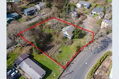 744 N Main Ave, White Salmon, WA 98672 - Photo 1