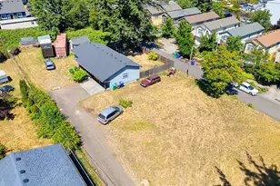 8003 SE Crystal Springs Blvd, Portland, OR 97206 - Photo 6