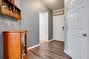 810 Columbia Dr, Molalla, OR 97038 - Photo 6