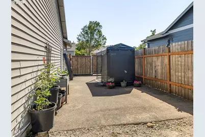 810 Columbia Dr, Molalla, OR 97038 - Photo 34