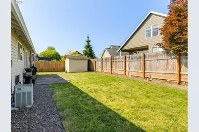 810 Columbia Dr, Molalla, OR 97038 - Photo 32