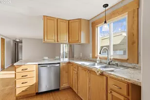 300 SW 7th Ave, Battle Ground, WA 98604 - Photo 10