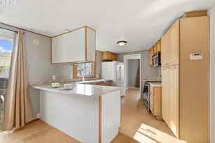 300 SW 7th Ave, Battle Ground, WA 98604 - Photo 12