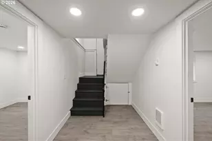 4511 N Commercial Ave, Portland, OR 97217 - Photo 22