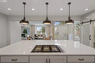 1808 Hall Ct, West Linn, OR 97068 - Photo 8