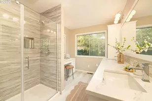 2133 SW Taylors Ferry Rd, Portland, OR 97219 - Photo 14