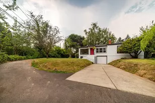 2133 SW Taylors Ferry Rd, Portland, OR 97219 - Photo 4
