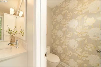 2133 SW Taylors Ferry Rd, Portland, OR 97219 - Photo 16