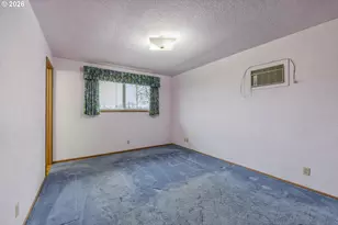 1833 N Danebo Ave, Eugene, OR 97402 - Photo 24