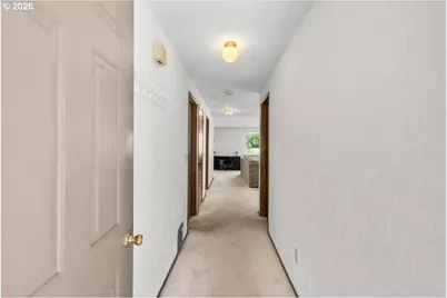 113 SW 9th St, Sublimity, OR 97385 - Photo 6
