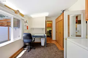 77687 Hwy 216, Maupin, OR 97037 - Photo 24