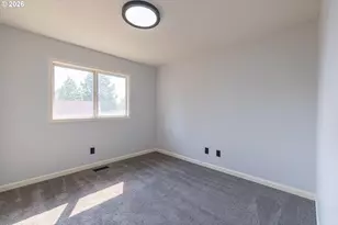 324 SW 28th Ct, Troutdale, OR 97060 - Photo 26