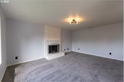 324 SW 28th Ct, Troutdale, OR 97060 - Photo 16
