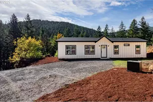 42276 Winberry Creek Rd, Fall Creek, OR 97438 - Photo 2