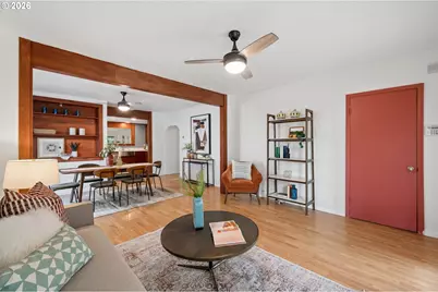 9040 N Oswego Ave, Portland, OR 97203 - Photo 10