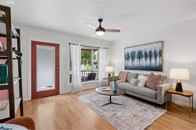 9040 N Oswego Ave, Portland, OR 97203 - Photo 8