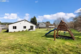 225 W Christy Ct, Yacolt, WA 98675 - Photo 34