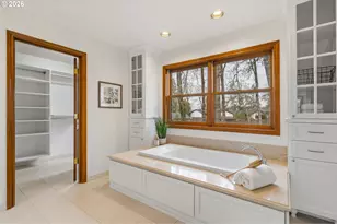 13282 Deerfield Ct, Lake Oswego, OR 97035 - Photo 30