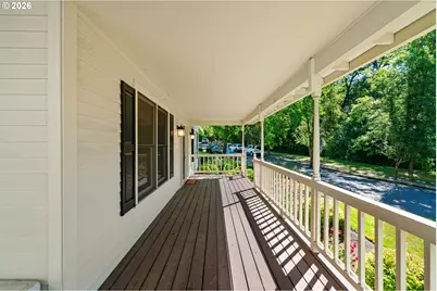 13282 Deerfield Ct, Lake Oswego, OR 97035 - Photo 4