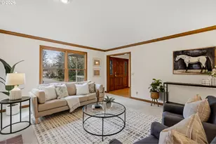 13282 Deerfield Ct, Lake Oswego, OR 97035 - Photo 8