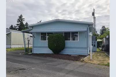 13045 SE Stark St #112, Portland, OR 97233 - Photo 2