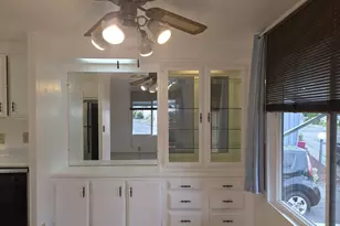13045 SE Stark St, Portland, OR 97233 - Photo 18