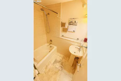 1005 SW Park Ave #707, Portland, OR 97205 - Photo 16