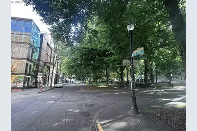 1005 SW Park Ave #707, Portland, OR 97205 - Photo 20