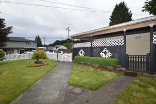 1605 7th Ave, Longview, WA 98632 - Photo 10