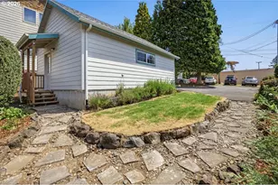 8501 SW 7th Ave, Portland, OR 97219 - Photo 32