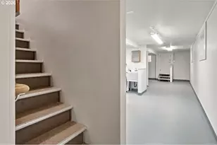 8501 SW 7th Ave, Portland, OR 97219 - Photo 24