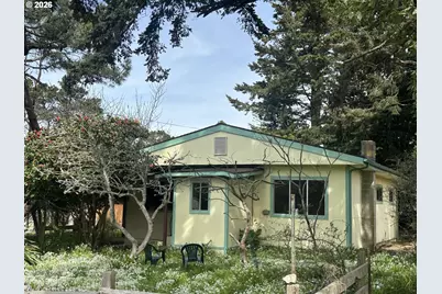628 W 13th St, Port Orford, OR 97465 - Photo 1