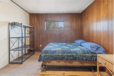 628 W 13th St, Port Orford, OR 97465 - Photo 8