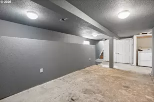 7922 N Ivanhoe St, Portland, OR 97203 - Photo 14
