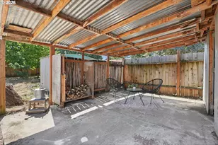 7922 N Ivanhoe St, Portland, OR 97203 - Photo 18