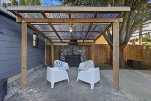 624 NE 2nd Ave, Camas, WA 98607 - Photo 32