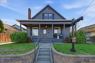 624 NE 2nd Ave, Camas, WA 98607 - Photo 2